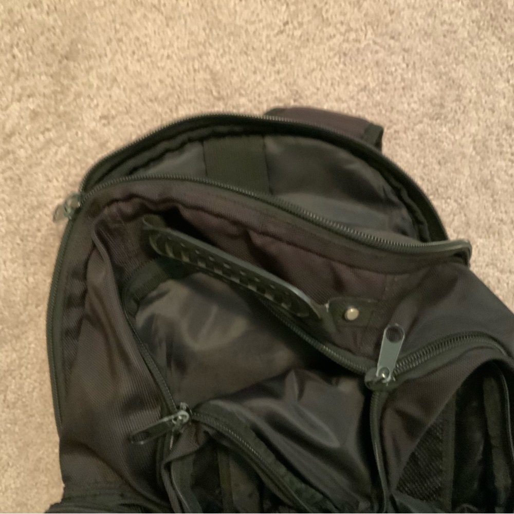 Laptop Backpack - Picture 4 of 7